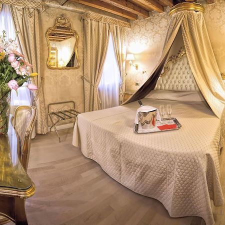 Hotel Noemi Venezia Esterno foto