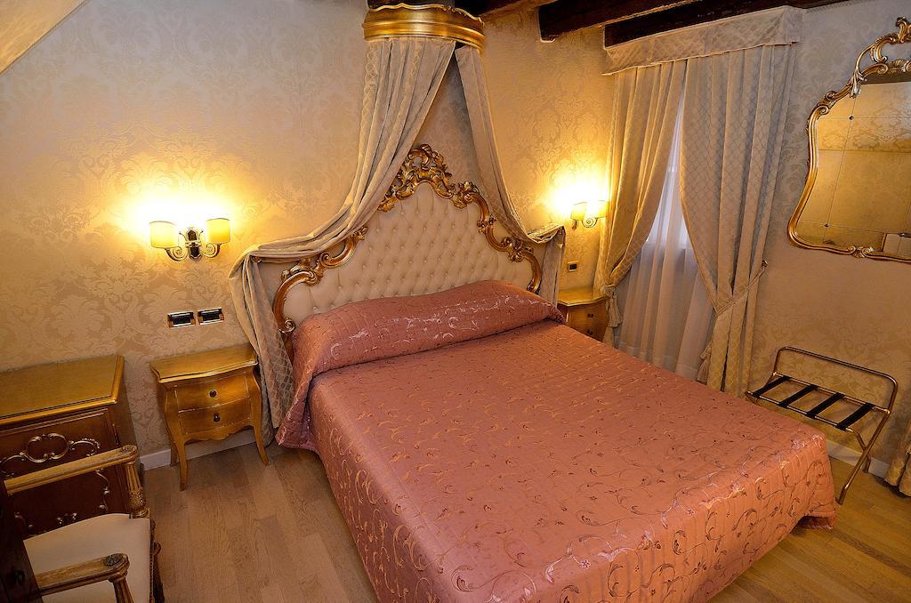 Hotel Noemi Venezia Esterno foto