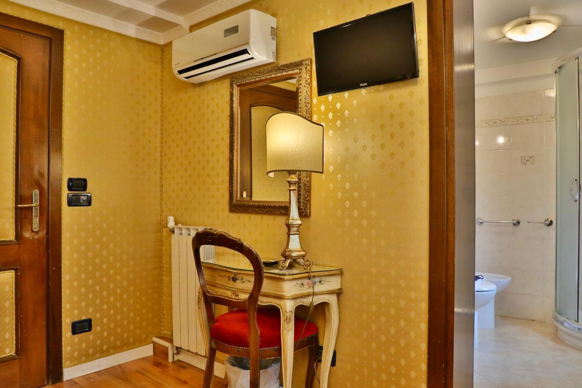 Hotel Noemi Venezia Esterno foto