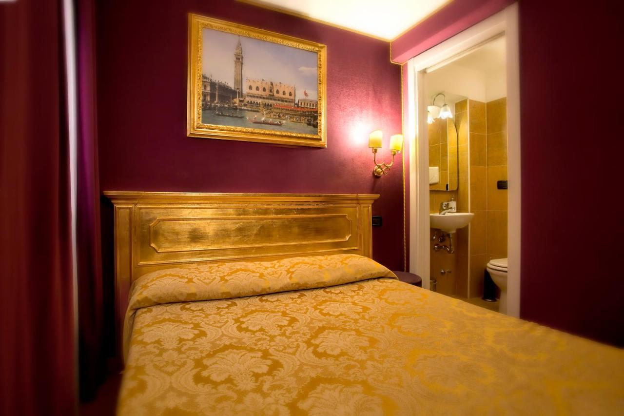 Hotel Noemi Venezia Esterno foto